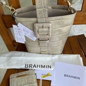 NWT Faith Ivory Calypso with matching Jane wallet